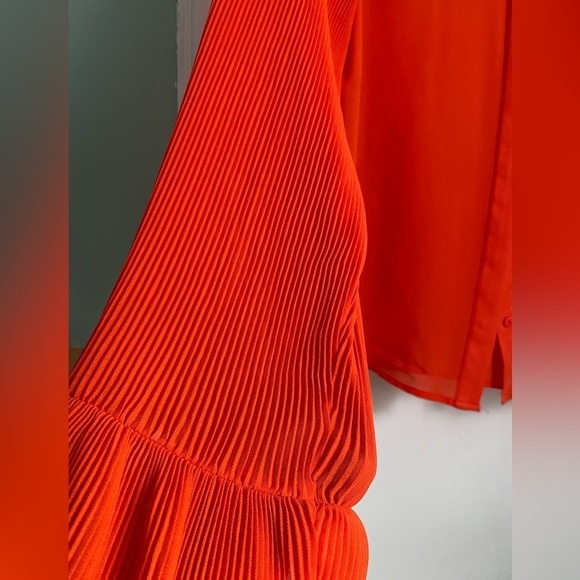 ZARA Pleaded Long Platted Sleeve Collared Button Up Blouse Top, Sz: Medium - Picture 4 of 9